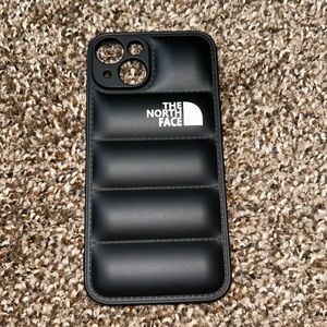 The north face puffer case - IPhone 14